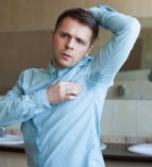 ניתוח לטיפול בהזעת יתר בידיים - תמונת אווירה